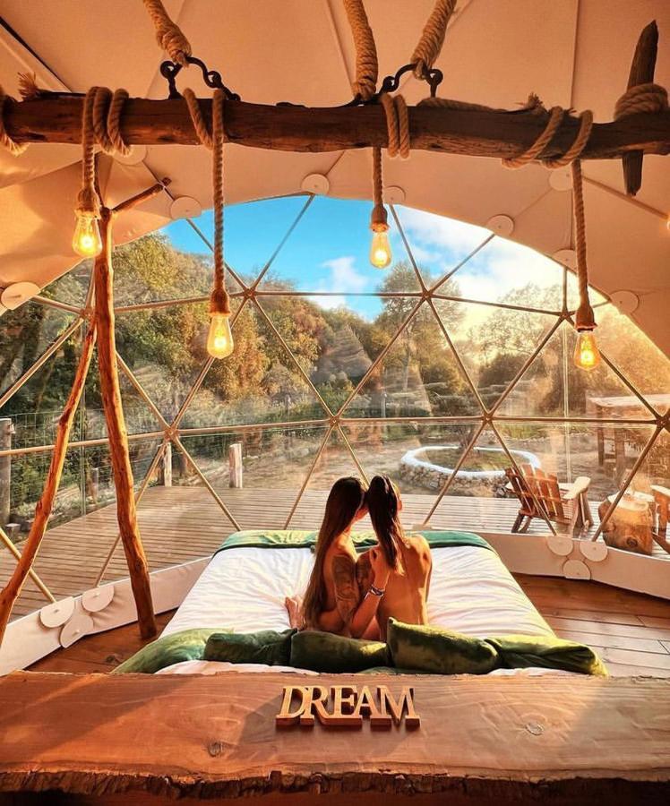 Domo Suites Masia Cal Geperut บาดาโลนา ภายนอก รูปภาพ