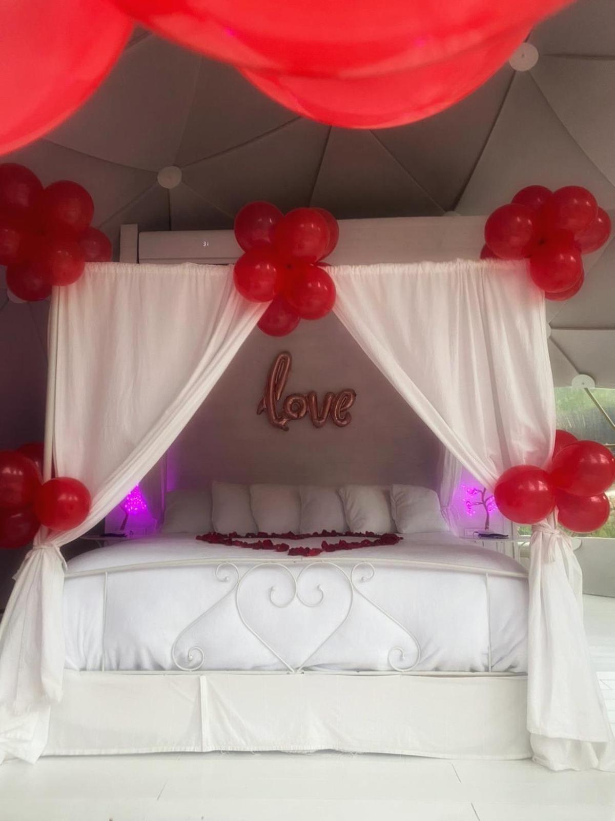 Domo Suites Masia Cal Geperut บาดาโลนา ภายนอก รูปภาพ